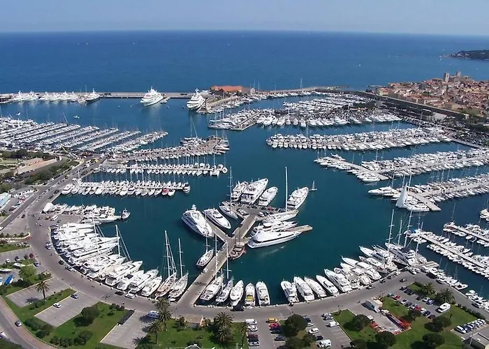 Le Provencal - Center Old Antibes 1Br Flat With Ac, Wifi