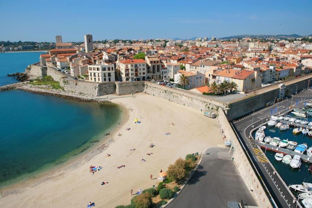 Le Provencal - Center Old 1br Flat With Ac, Wifi * Antibes